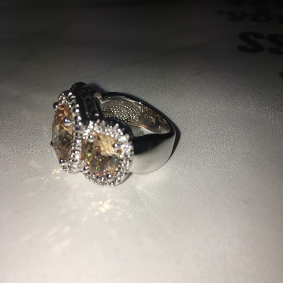 3 oval ring - Picture 4 of 5